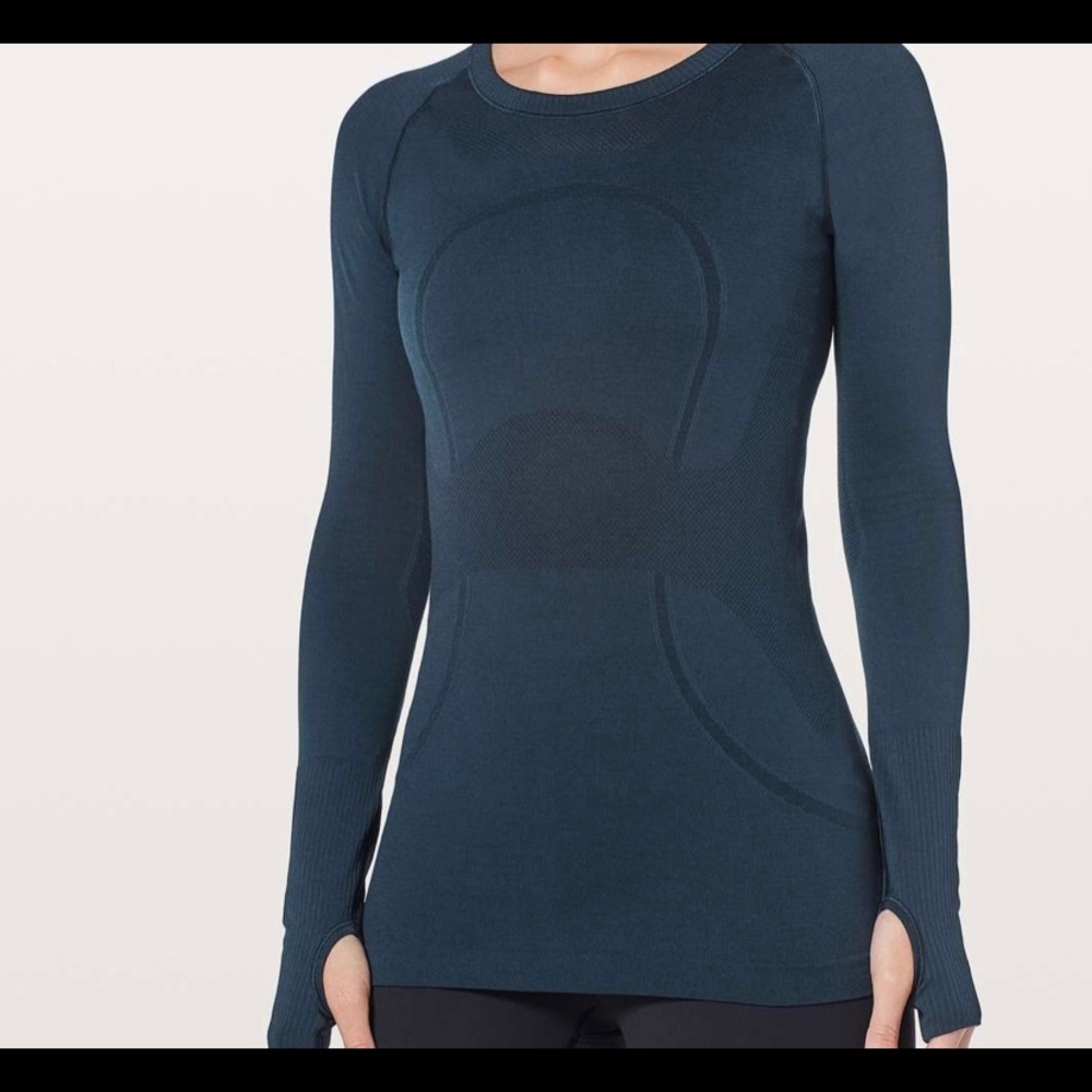 navy lululemon swiftly tech long sleeve